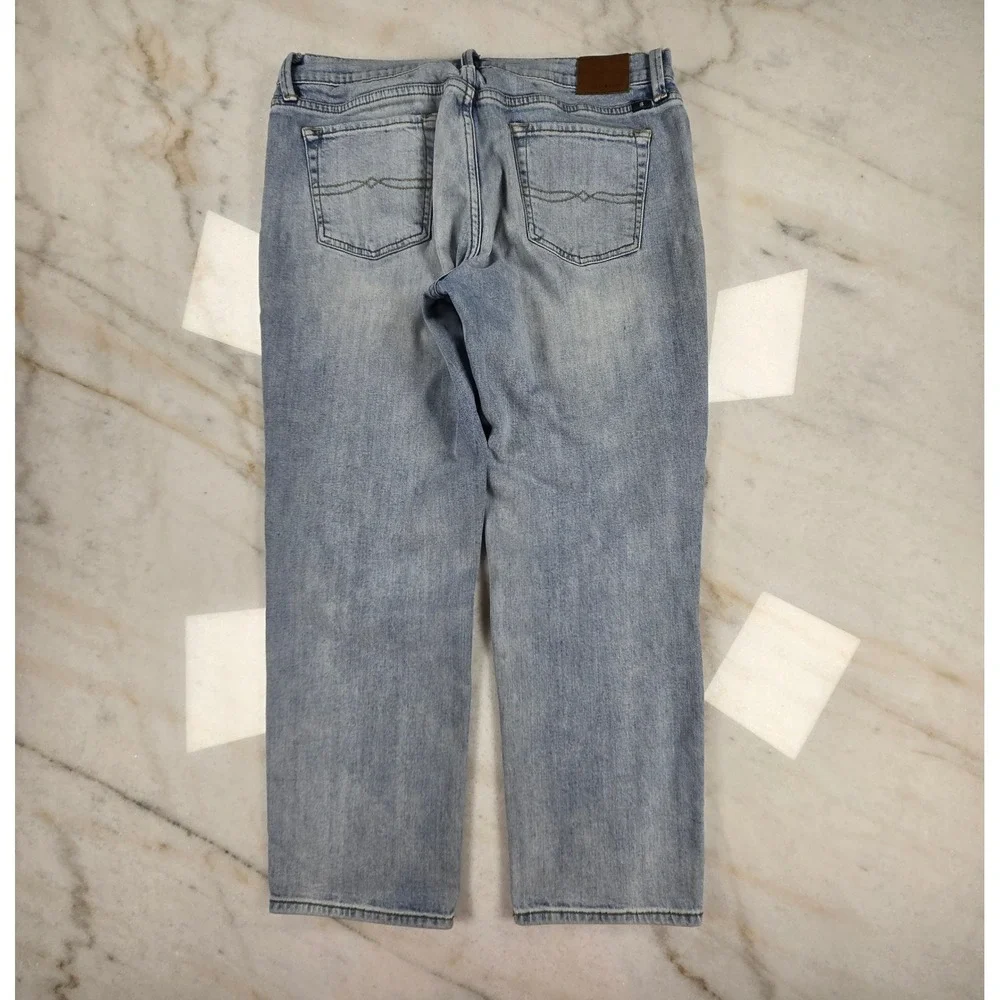 Lucky Brand Sweet Crop Jeans Women 10/30 Blue Denim Mid Rise Casual Chic Coastal